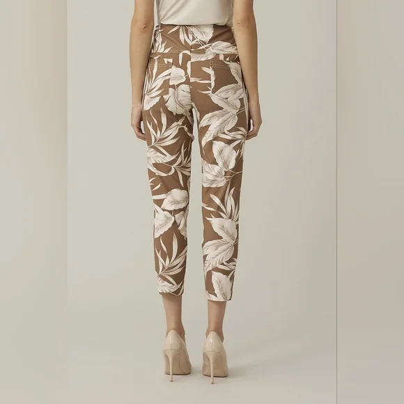 Joseph Ribkoff Palm Pull On Stretchy Capri Pants Brown Neutral Summer Size 8 - Picture 2 of 12